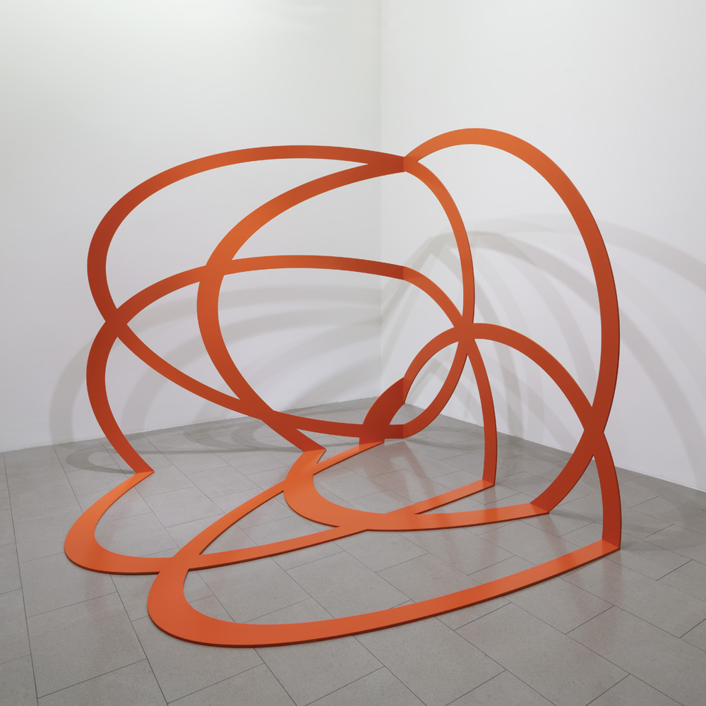 Quattro cerchi nel quadrato, Courtesy Buchmann Galerie, Lugano, Suisse, 2021, acciaio laccato dipinto