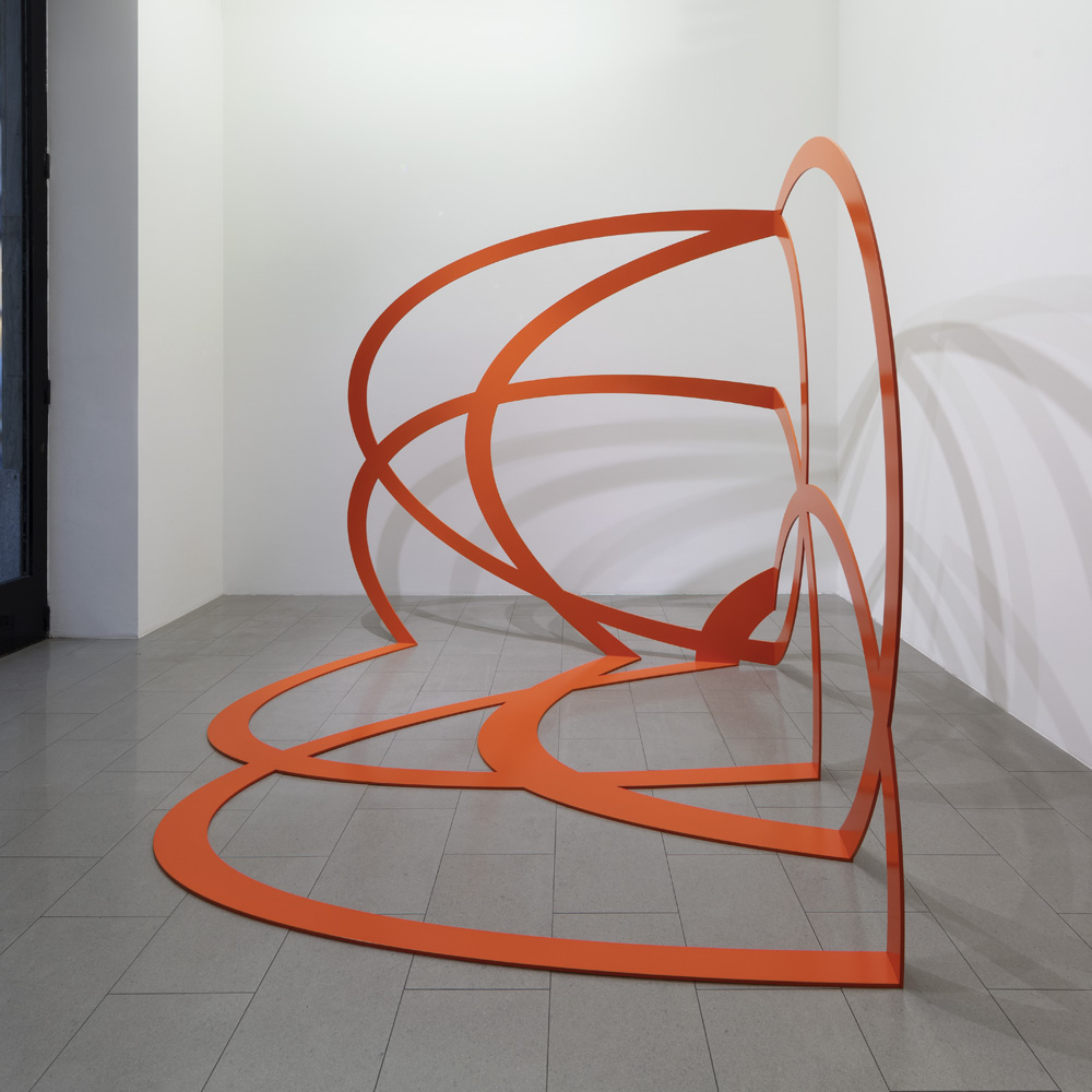 Quattro cerchi nel quadrato, Courtesy Buchmann Galerie, Lugano, Suisse, 2021, acciaio laccato dipinto