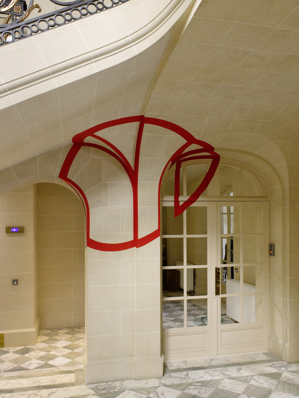 Disque libre rouge, Paris, France, 2022, Actualisation N°1, 2022