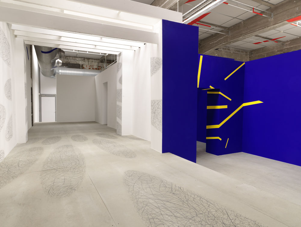 actualisation n°1, exposition personnelle : "suite d’éclats" HAB Galerie (Hangar à Bananes) Nantes, 2013Photo: André Morin