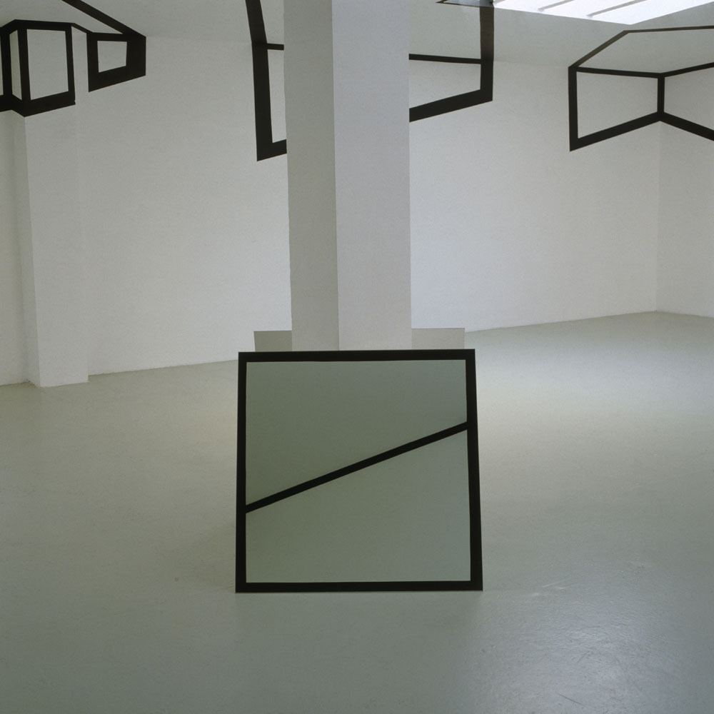 Carré libre noir n°3, Frankfurt, Allemagne, 1990, "F.V." Galerie Martina Detterer