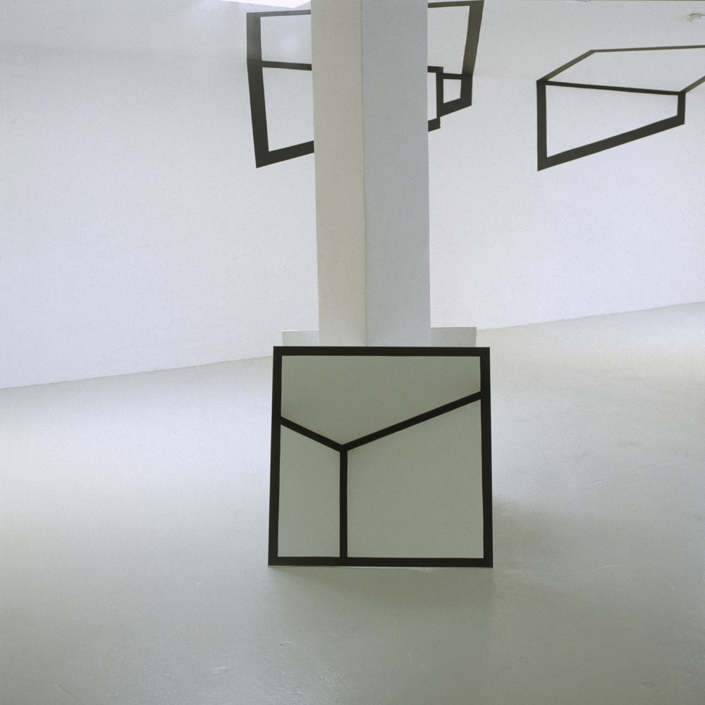 Carré libre noir n°5, Frankfort, Allemagne, 1990, "F.V." Galerie Martina Detterer