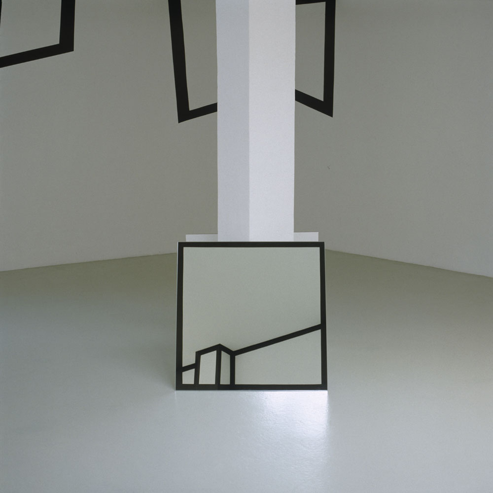 Carré libre noir n°7, Frankfort, Allemagne, 1990, "F.V." Galerie Martina Detterer