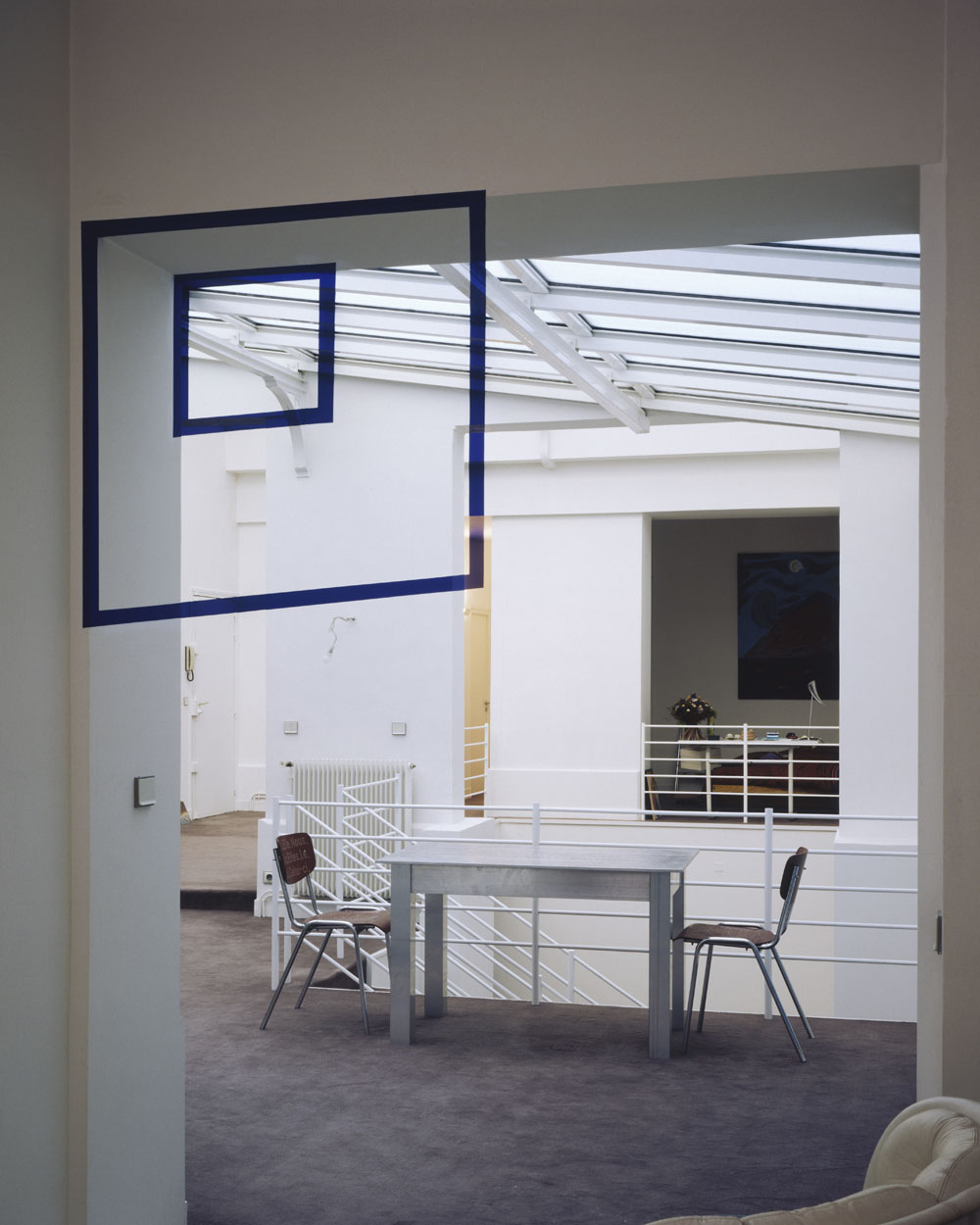 Deux losanges dans le passage, n°1 bleu, Paris, France, 1993, Coll. Paris