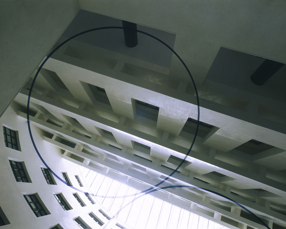 Deux cercles via le rectangle, Suisse, Coll. UBS Suisse, 1994, Bâle