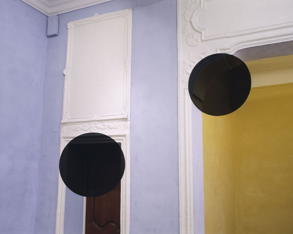 7 disques en 360°, Vence, France, 1995, "F.V.", Chateau de Villeneuve
