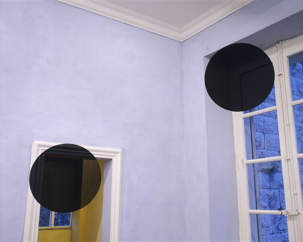 7 disques en 360°, Vence, France, 1995, "F.V.", Chateau de Villeneuve