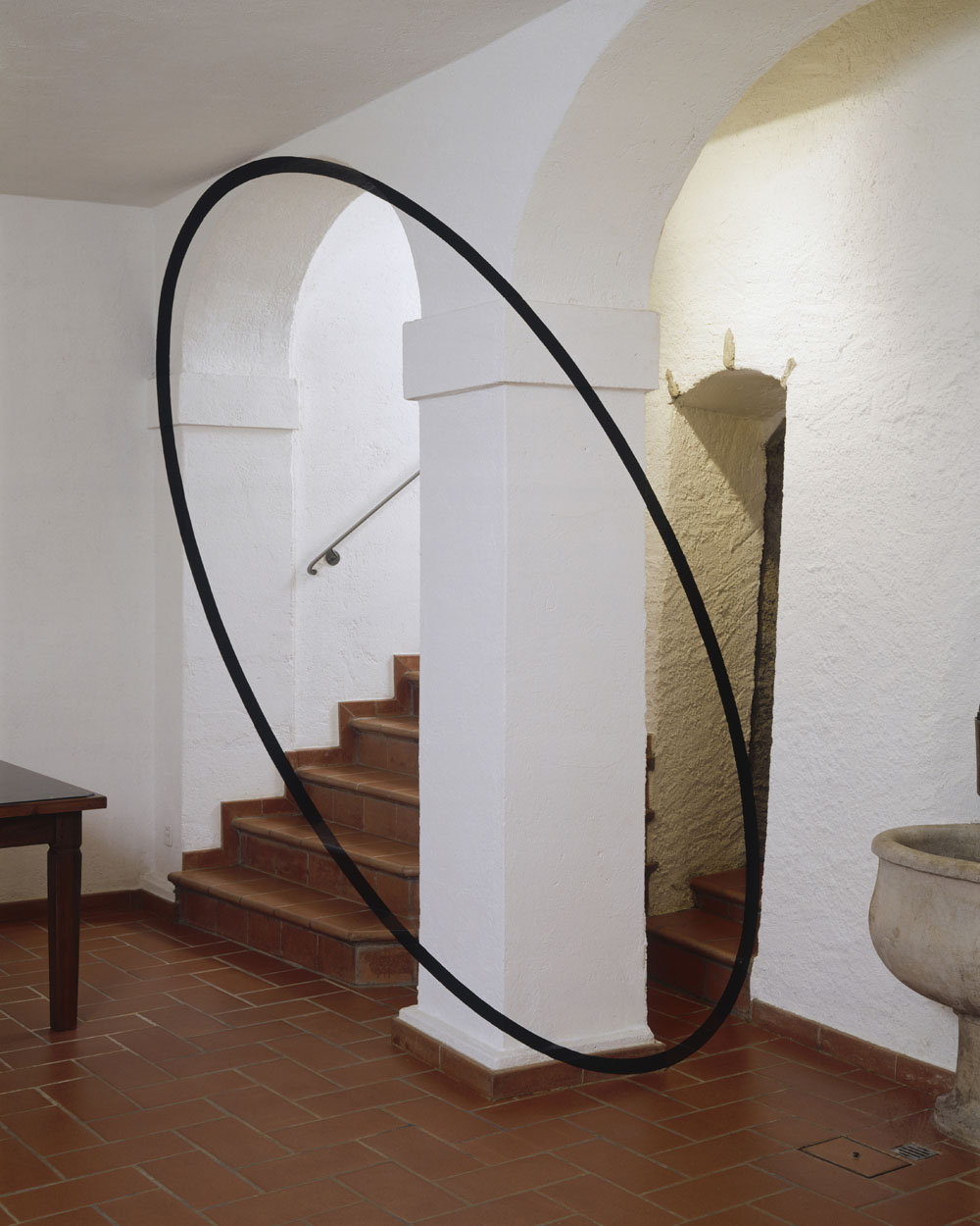 Elisse tra due angoli, Suisse, Coll. Galleria Dabbeni, 1995, Vira-Lugano