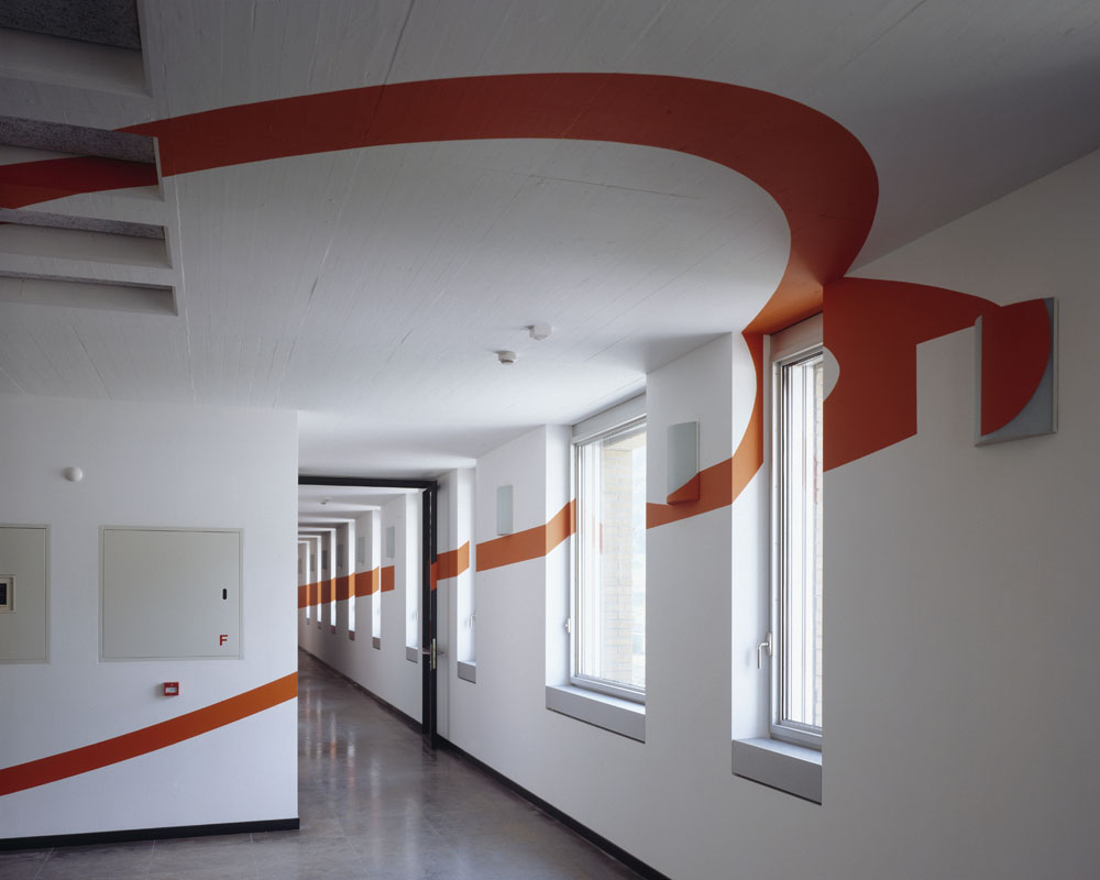 Ellisse su due punti, Suisse, Coll. UBS Suisse, 1997, Suglio - Lugano