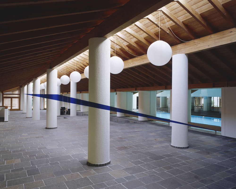 1997 Octobre		Ex.pers.		«Triangle étiré blue»