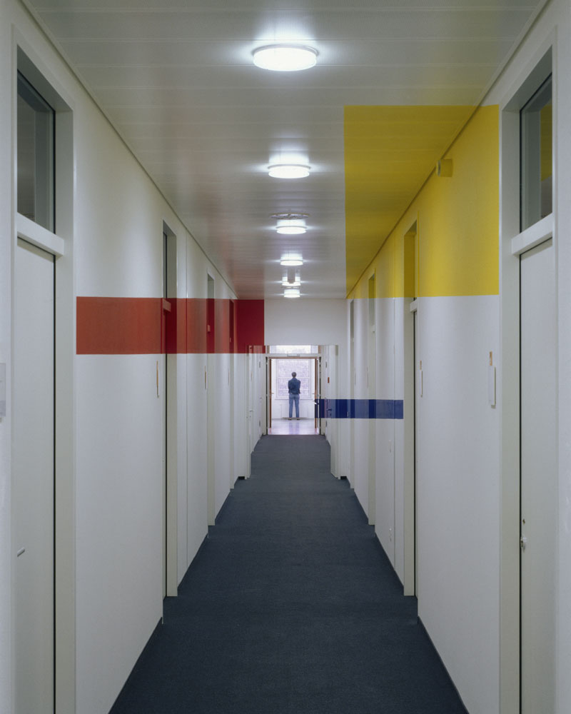 1998 Mai		Commande			Siège central Allianz, Berlin		«Jaune,Rouge,Bleu pour couloir»				©André Morin