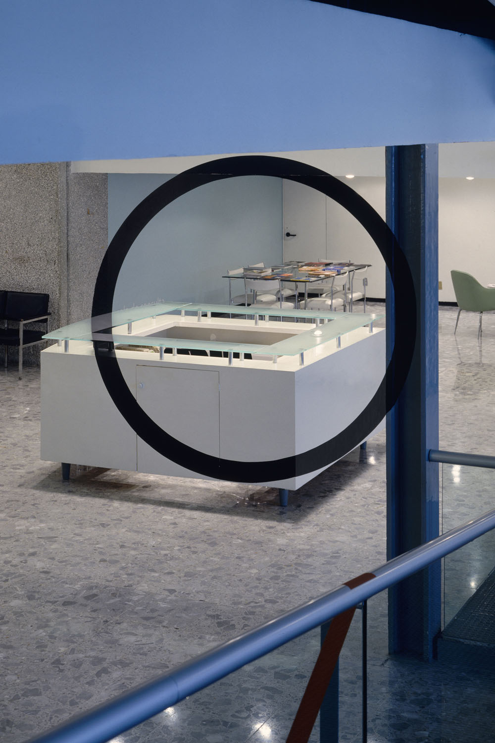 1999 Mars		Ex. pers.		«Cercle noir»							Museo Carrillo Gil, Mexico City©André Morin