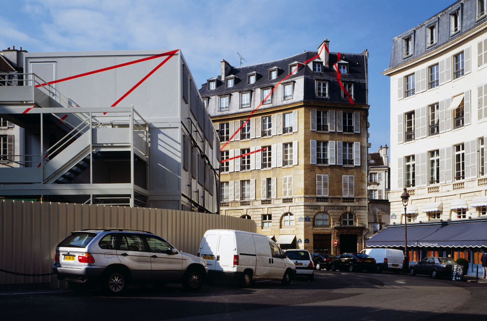 Place de l'OdeonParis 2003Collection:Fond Municipal d'Art contemporain de la ville de ParisPhoto; André Morin