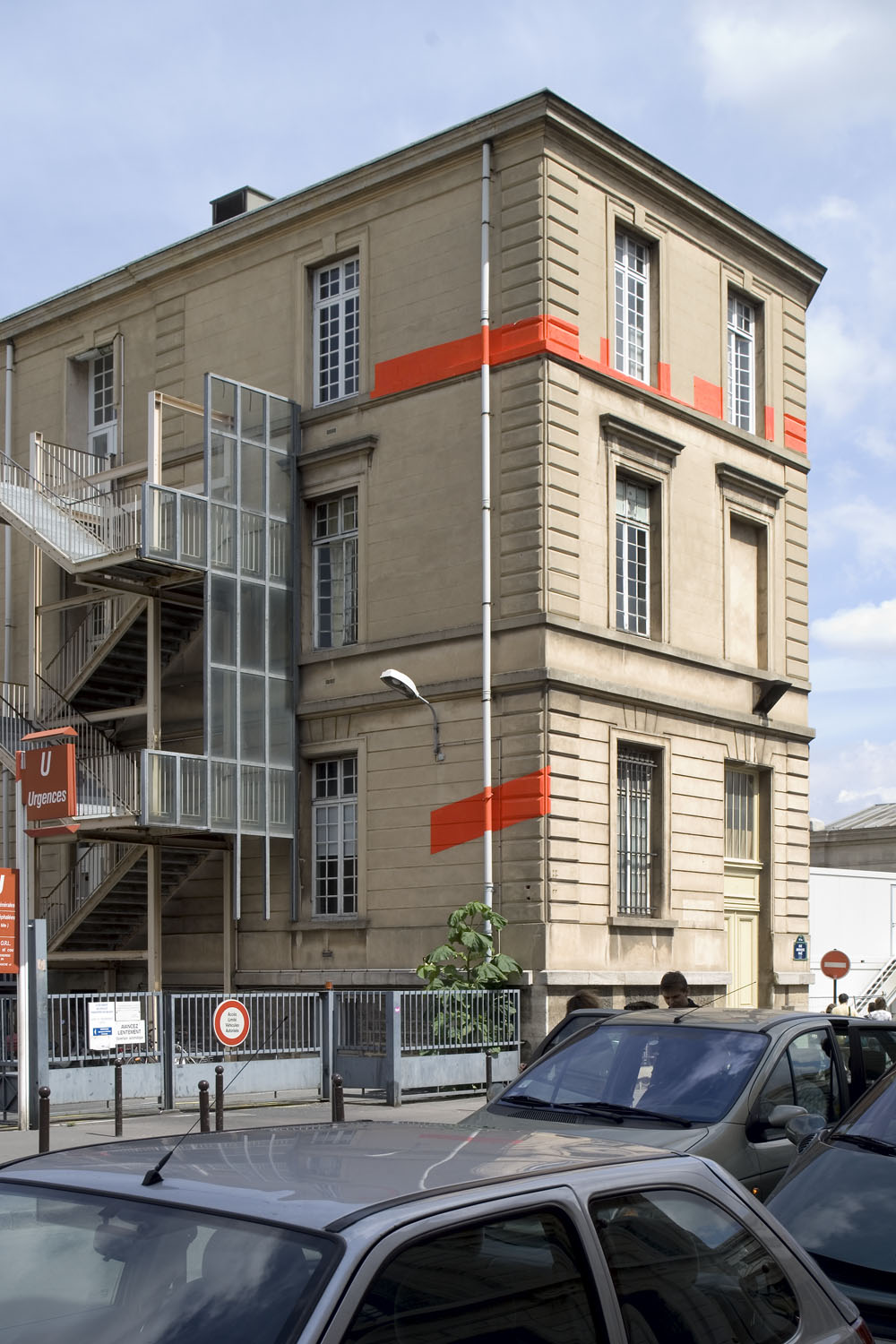 Réactualisation numero 1Rue Ambroise Paré, Paris 2006Collection:Fond Municipal d'Art contemporain de la ville de ParisPhoto; André Morin