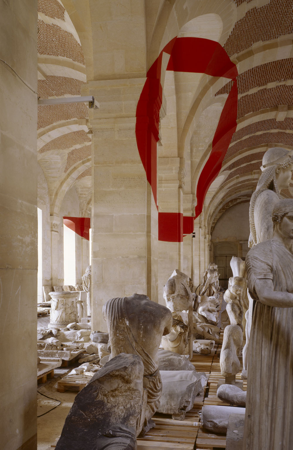 expo: Versailles offLa petite écurie, galerie des moulages, Versailles 2005 (Détail)Photo: André Morin