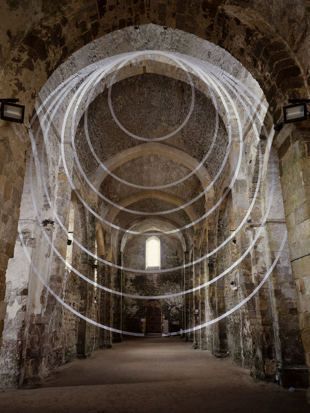 Exposition:F.V.Abbaye Saint-Jean d'OrbestierLe Château d'Olonne 2006Photo: André Morin