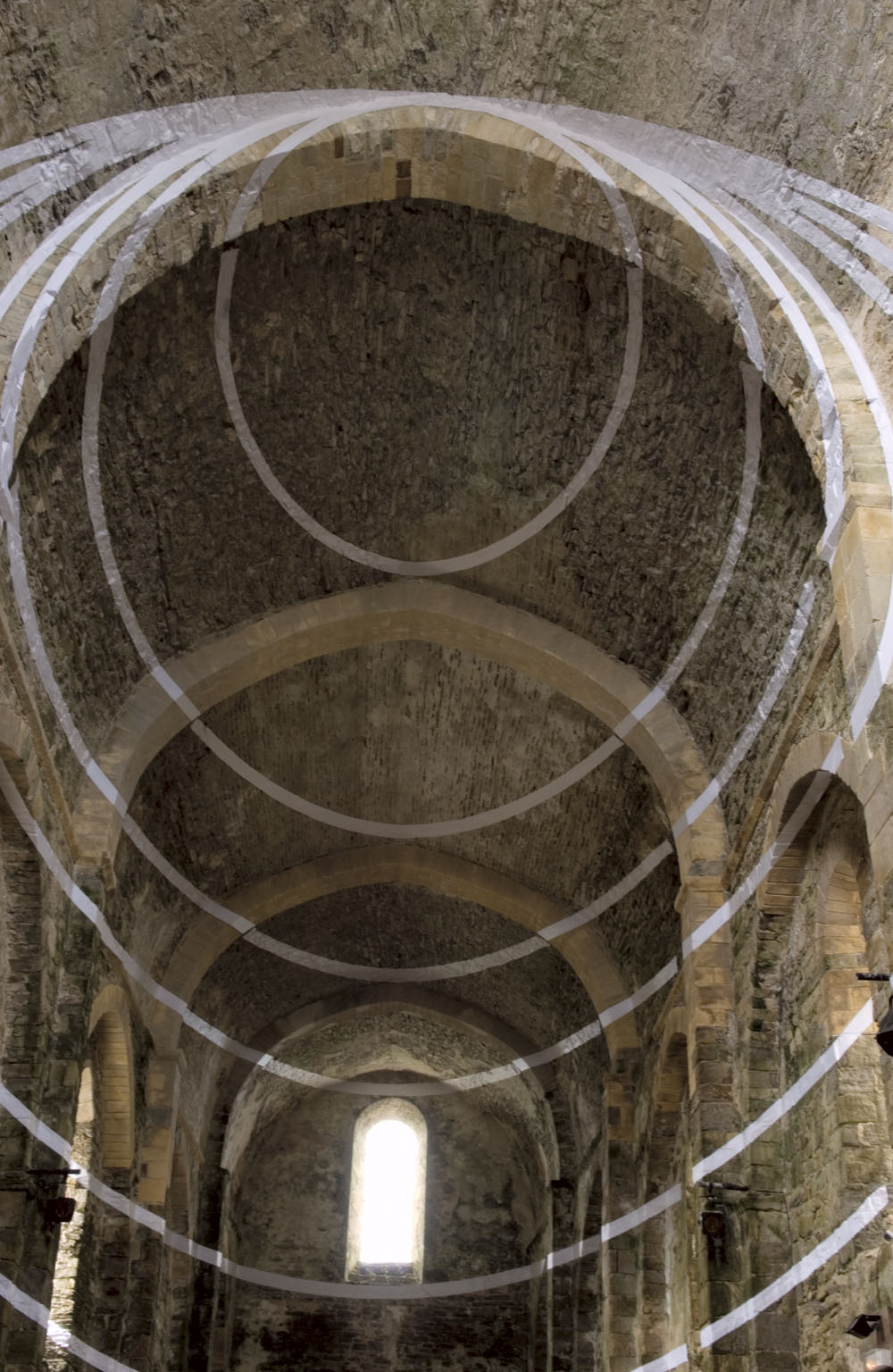 Exposition:F.V.Abbaye Saint-Jean d'OrbestierLe Château d'Olonne 2006Photo: André Morin
