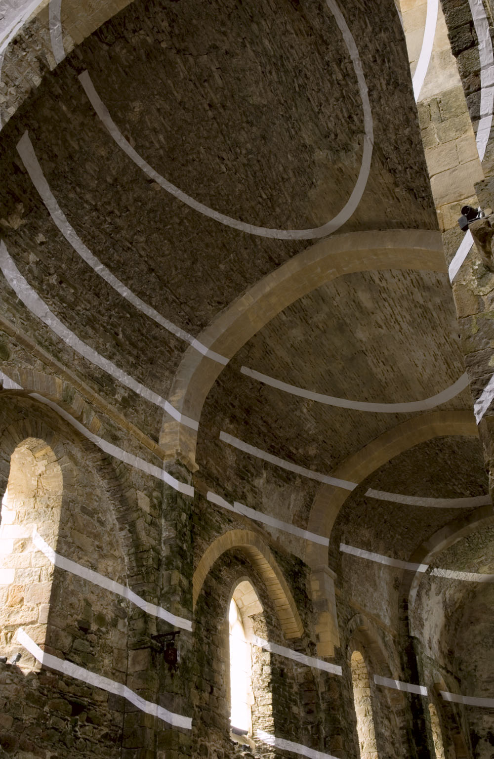 Exposition:F.V.Abbaye Saint-Jean d'OrbestierLe Château d'Olonne 2006Photo: André Morin