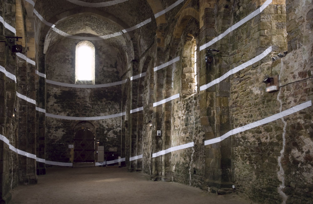 Exposition:F.V.Abbaye Saint-Jean d'OrbestierLe Château d'Olonne 2006Photo: André Morin