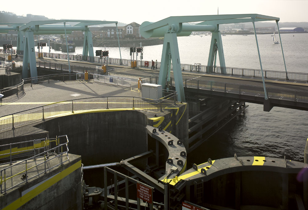 Three ellipses for three locks, Cardiff, Wales, 2007, Cardiff Bay Barrage
