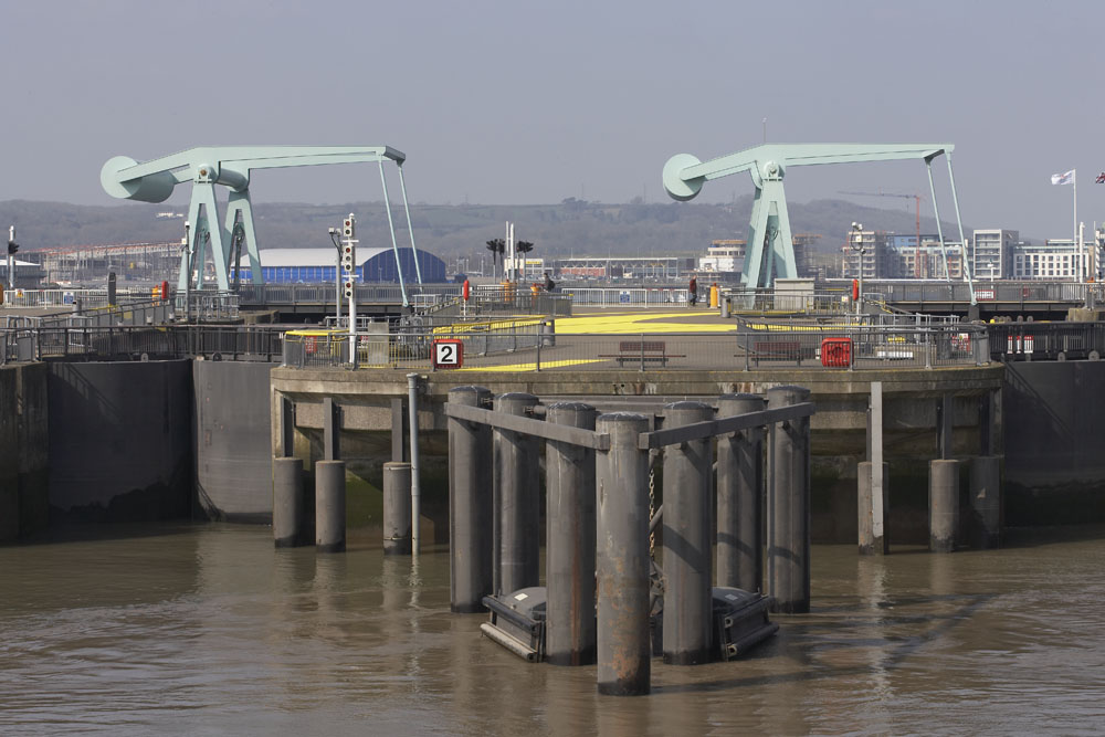 Three ellipses for three locks, Cardiff, Wales, 2007, Cardiff Bay Barrage