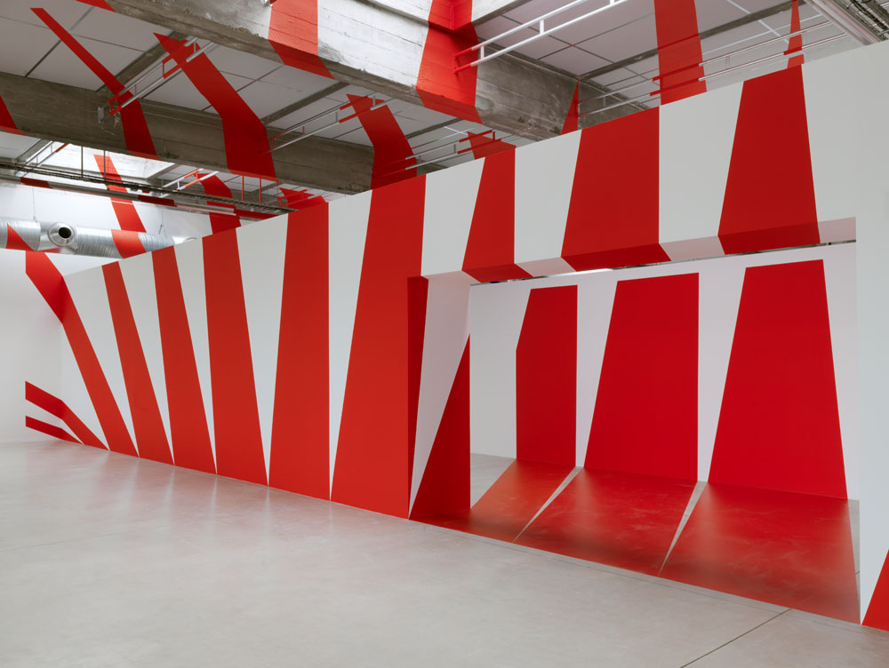 actualisation n°1,Exposition personelle: "suite d’éclats" HAB Galerie (Hangar à Bananes) Nantes, 2013Photo: André Morin