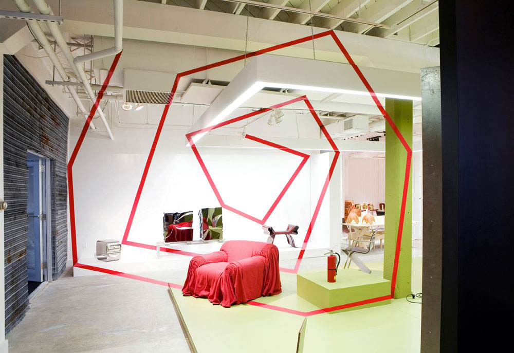 Design Miami gallery Damisch DanantMiami 2007Photo; Jacob Krupnick