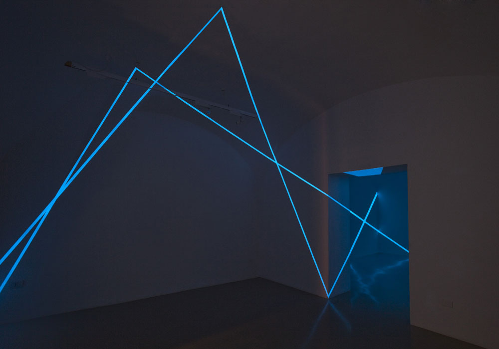 Exposition:F.V.Studio Trisorio NapoliPhotographie: Luciaono Romano