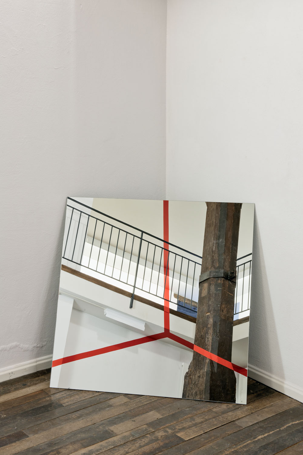 Exposition:Galerie Römerapotheke ZürichZürich 2011. SwitzerlandPhoto: René Rötheli