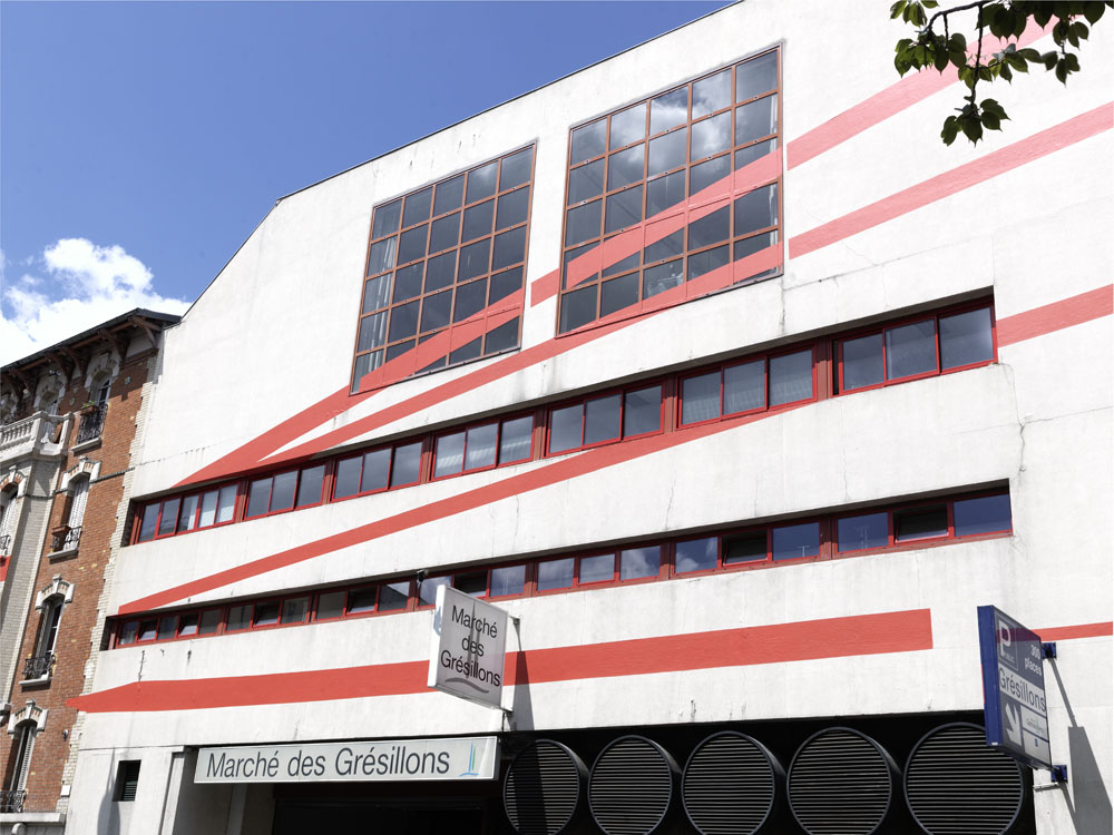Exposition : Felice Varini, Theatre de GenneviliersAvenue des Grésillons, Gennevilliers et Asnières-sur-Seine, 2012Photo : André Morin