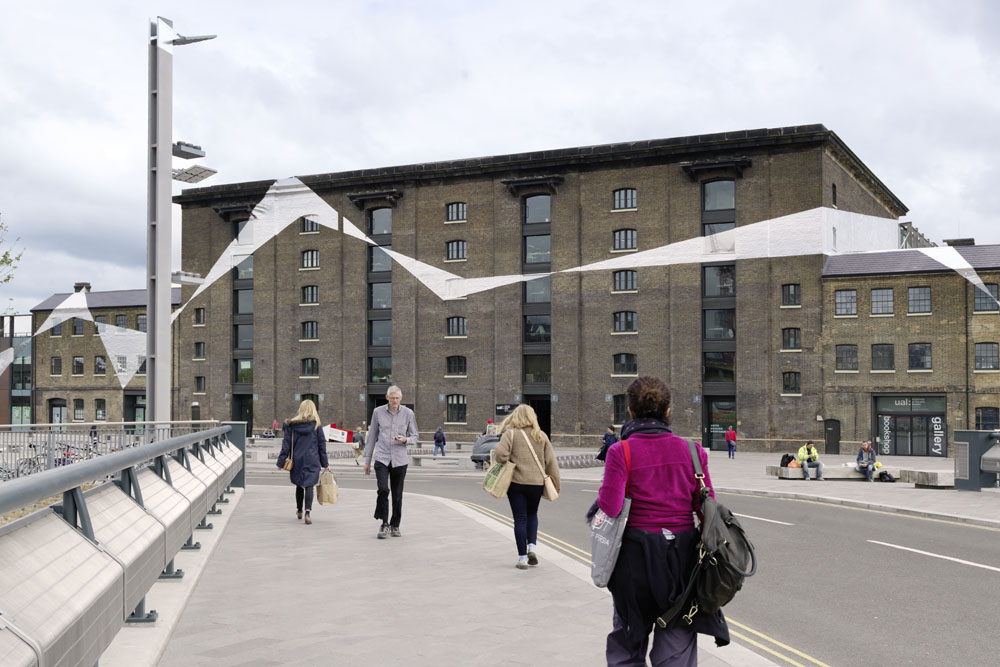RELAY arts programme at King's CrossKing's Cross, Londres 2013Photo: André Morin