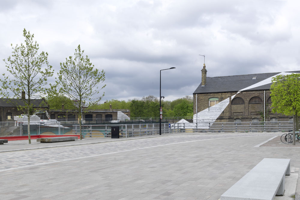 RELAY arts programme at King's CrossKing's Cross, Londres 2013Photo: André Morin