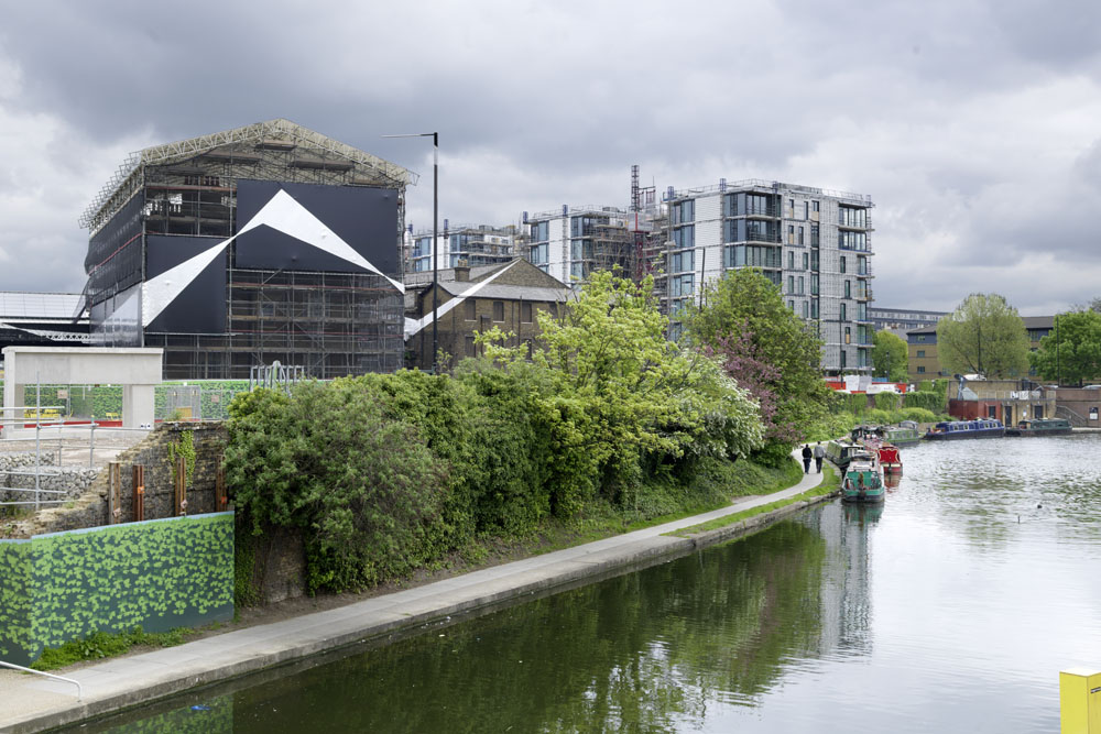 RELAY arts programme at King's CrossKing's Cross, Londres 2013Photo: André Morin
