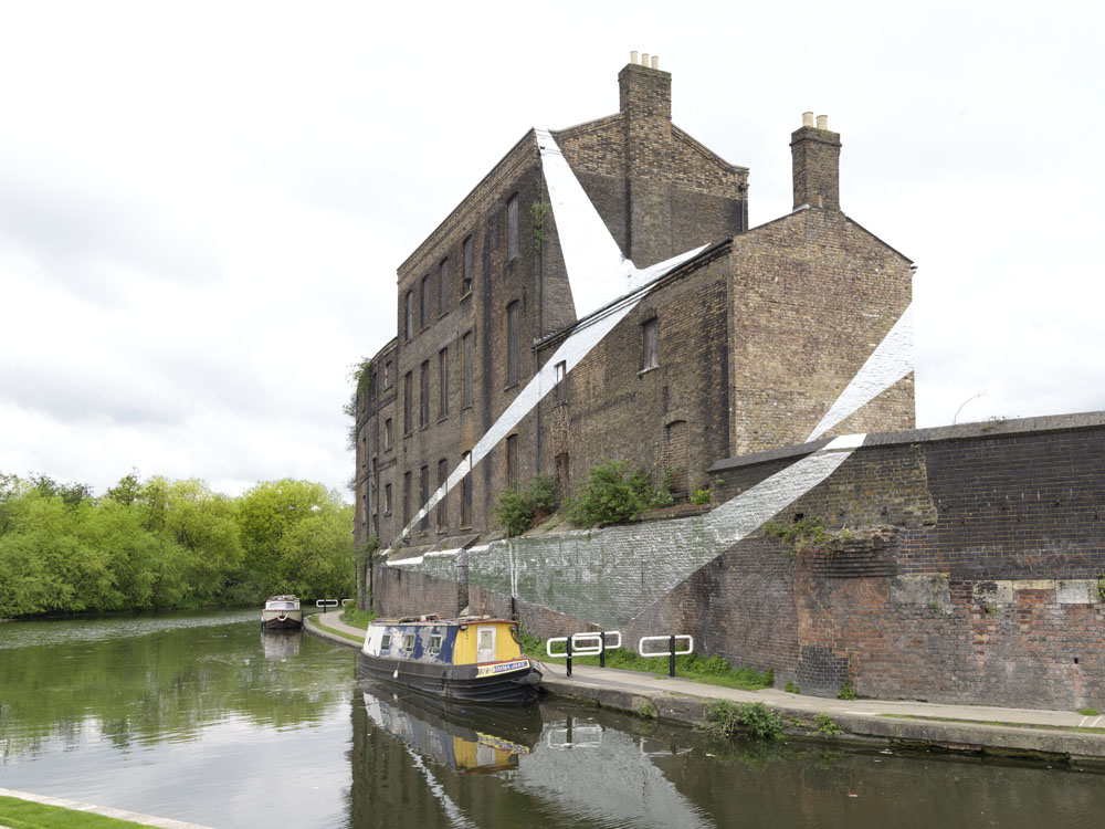 RELAY arts programme at King's CrossKing's Cross, Londres 2013Photo: André Morin