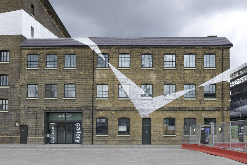 RELAY arts programme at King's CrossKing's Cross, Londres 2013Photo: André Morin