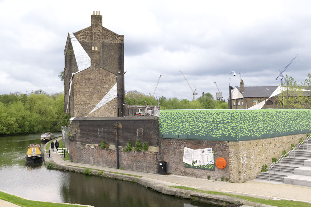RELAY arts programme at King's CrossKing's Cross, Londres 2013Photo: André Morin