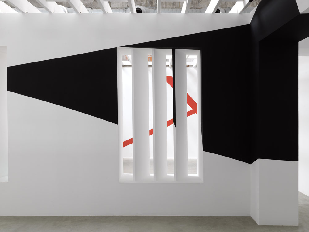 actualisation n°1,Exposition personelle: "suite d’éclats" HAB Galerie (Hangar à Bananes) Nantes, 2013Photo: André Morin