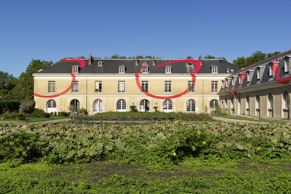 Exposition : « Des cercles des toits des façades » Festival plastique danse flore / Le potager du roi, Versailles 2013Photo: André Morin