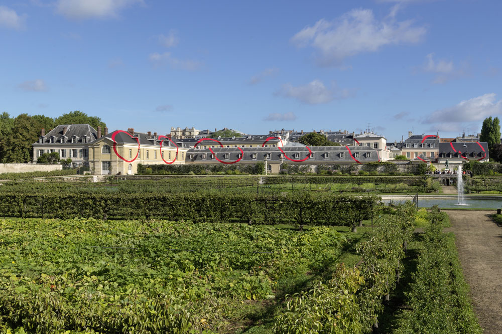 Exposition : « Des cercles des toits des façades » Festival plastique danse flore / Le potager du roi, Versailles 2013Photo: André Morin