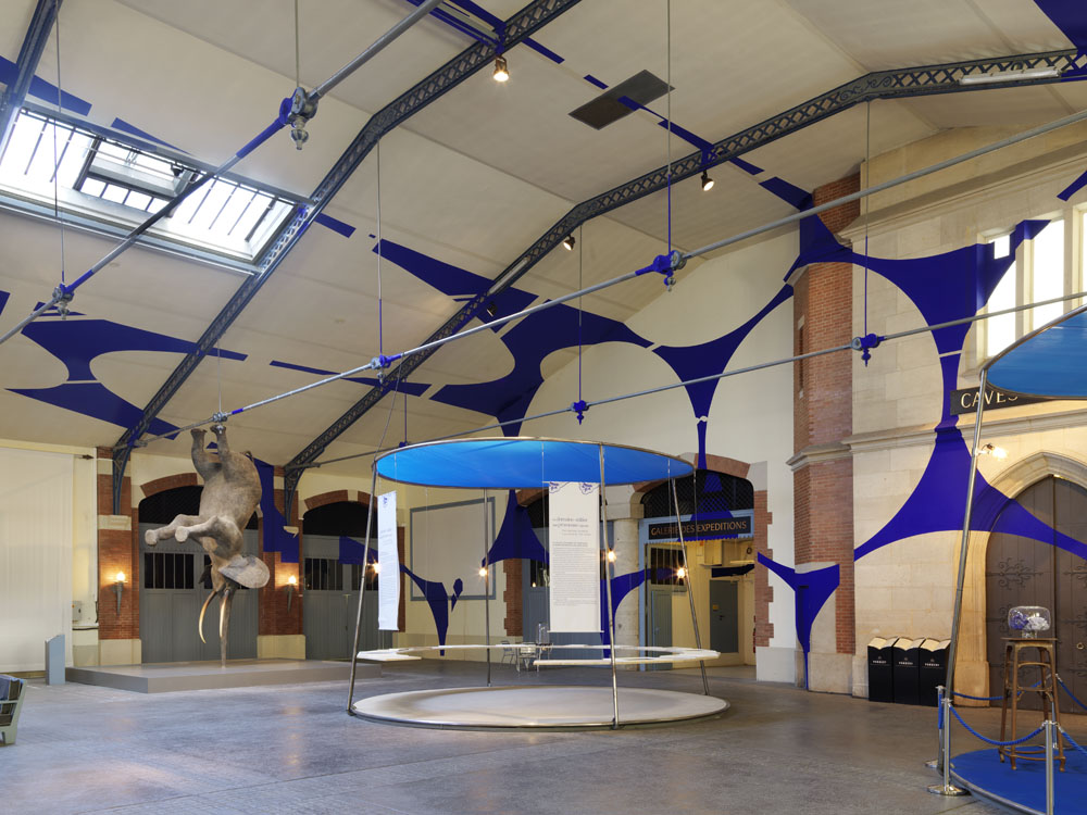 Exposition:BLEU-BRUT, EXPÉRIENCE POMMERY #12Photographie: André Morin