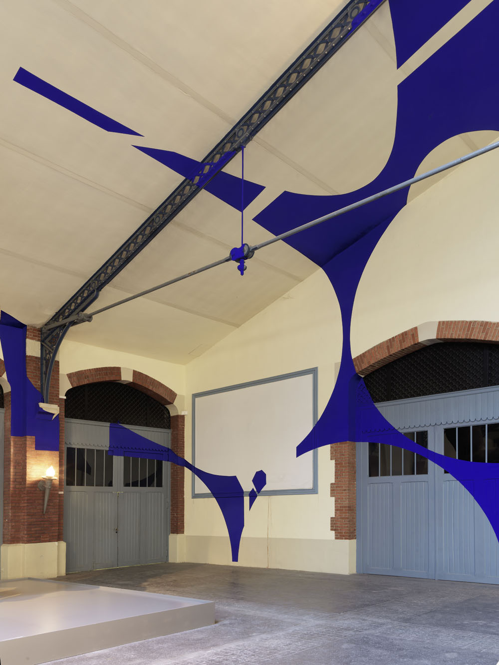 Exposition:BLEU-BRUT, EXPÉRIENCE POMMERY #12Photographie: André Morin