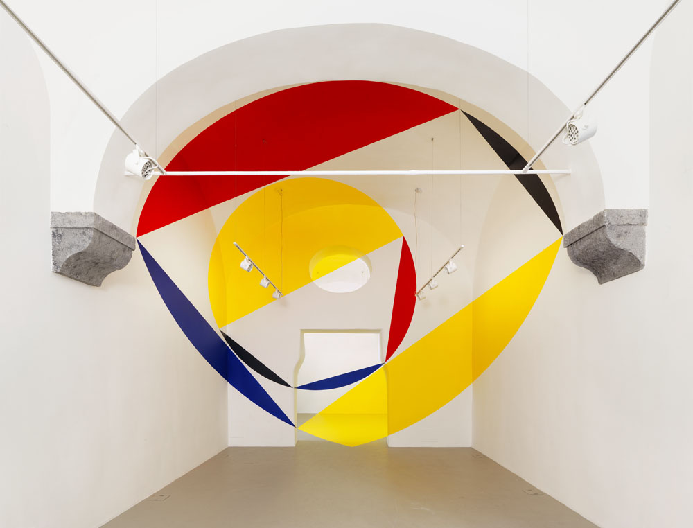 Exposition: "Felice Varini", Studio Trisorio NapoliPhoto: Luciano Romano