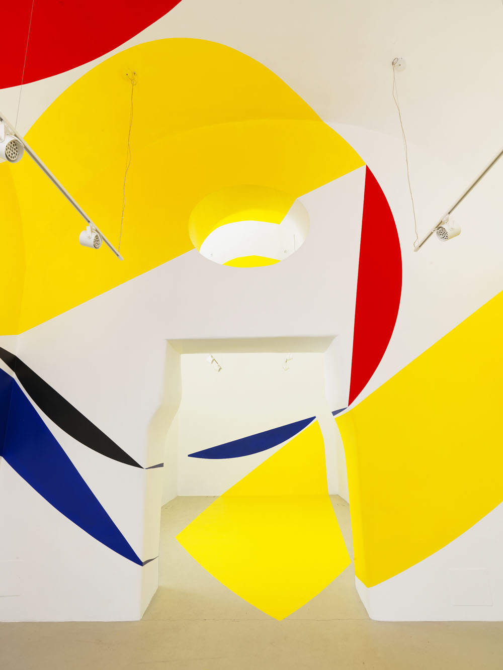 Exposition: "Felice Varini", Studio Trisorio NapoliPhoto: Luciano Romano