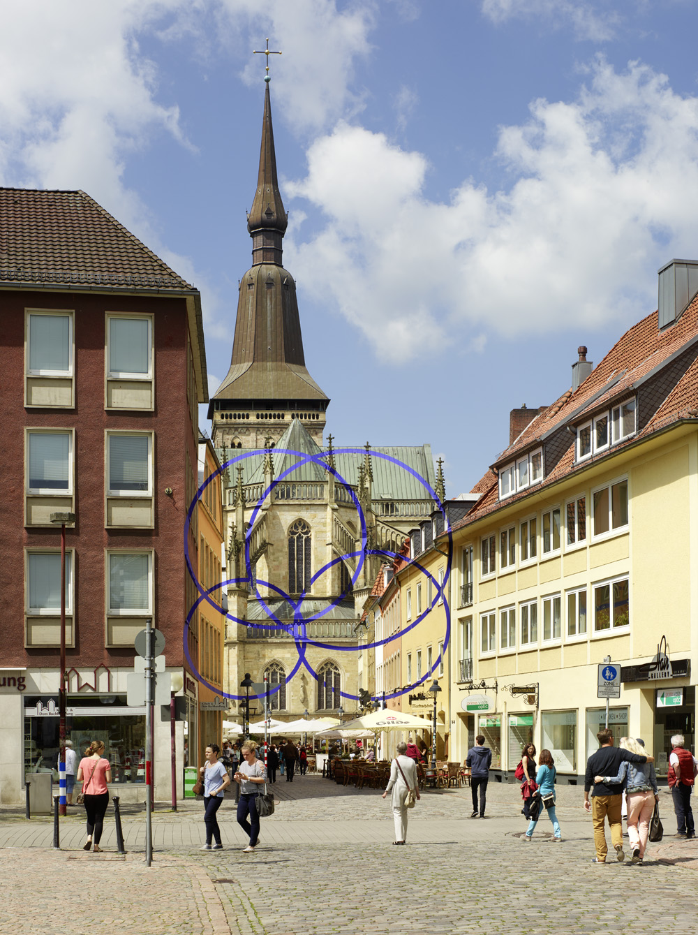 Exposition: Felice Varini, Marktplatz OsnabrückVille de Osnabrück & Kunsthalle OsnabrückPhoto: André Morin