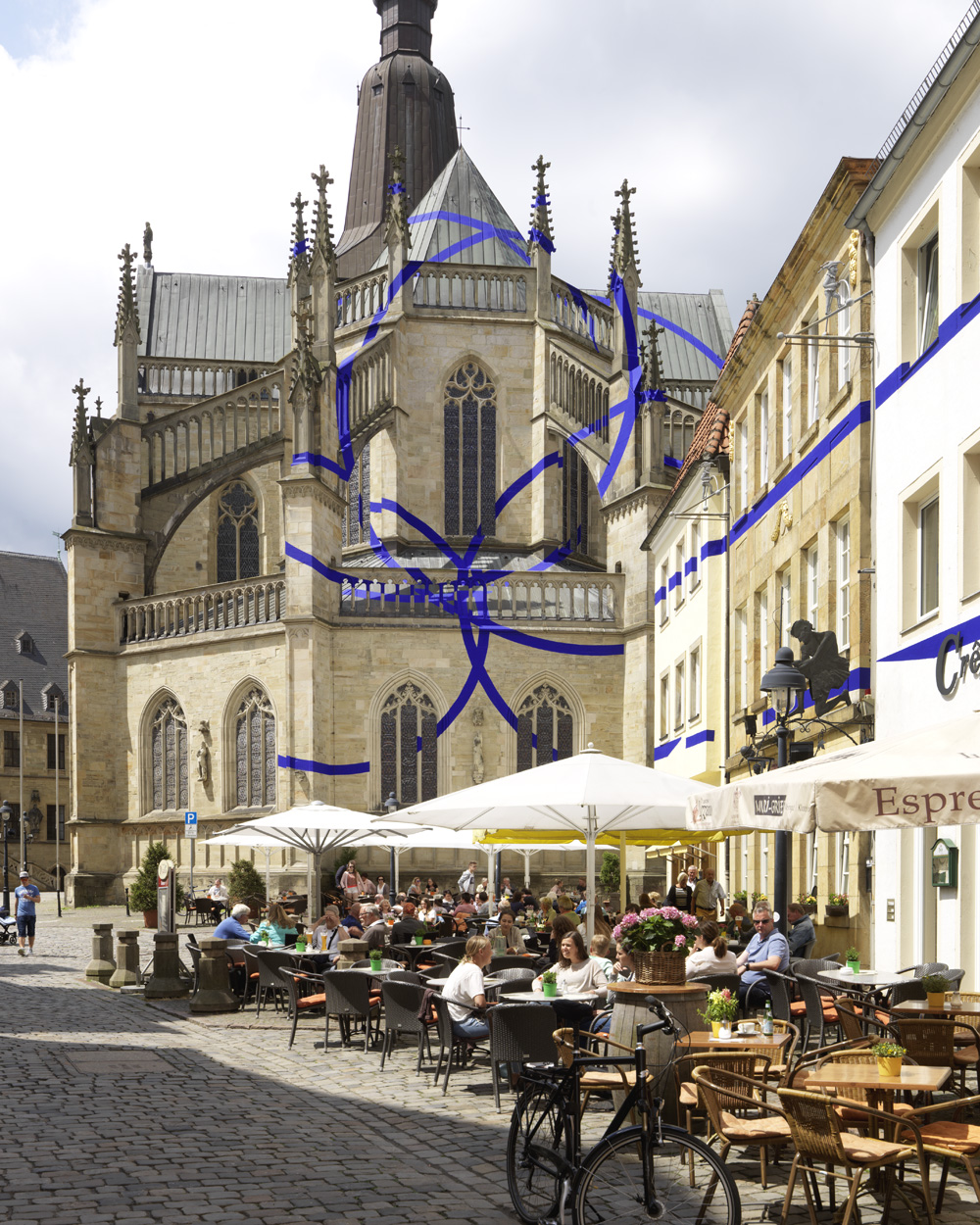 Exposition: Felice Varini, Marktplatz OsnabrückVille de Osnabrück & Kunsthalle OsnabrückPhoto: André Morin