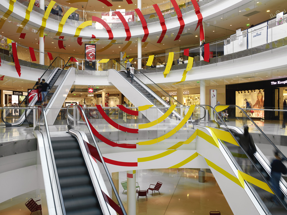 Spirale jaune rouge, Paris, France, 2017, Exposition: "Panoramas" Centre Beaugrenelle