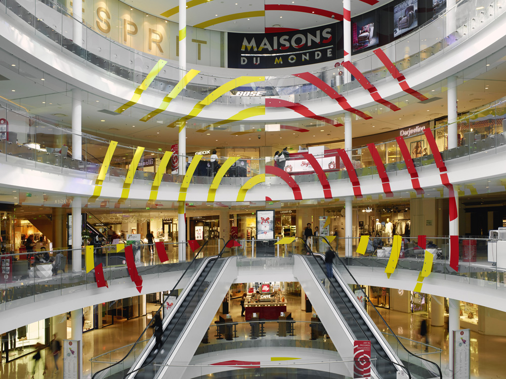 Spirale jaune rouge, Paris, France, 2017, Exposition: "Panoramas" Centre Beaugrenelle