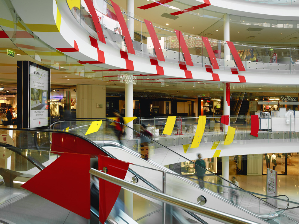 Spirale jaune rouge, Paris, France, 2017, Exposition: "Panoramas" Centre Beaugrenelle