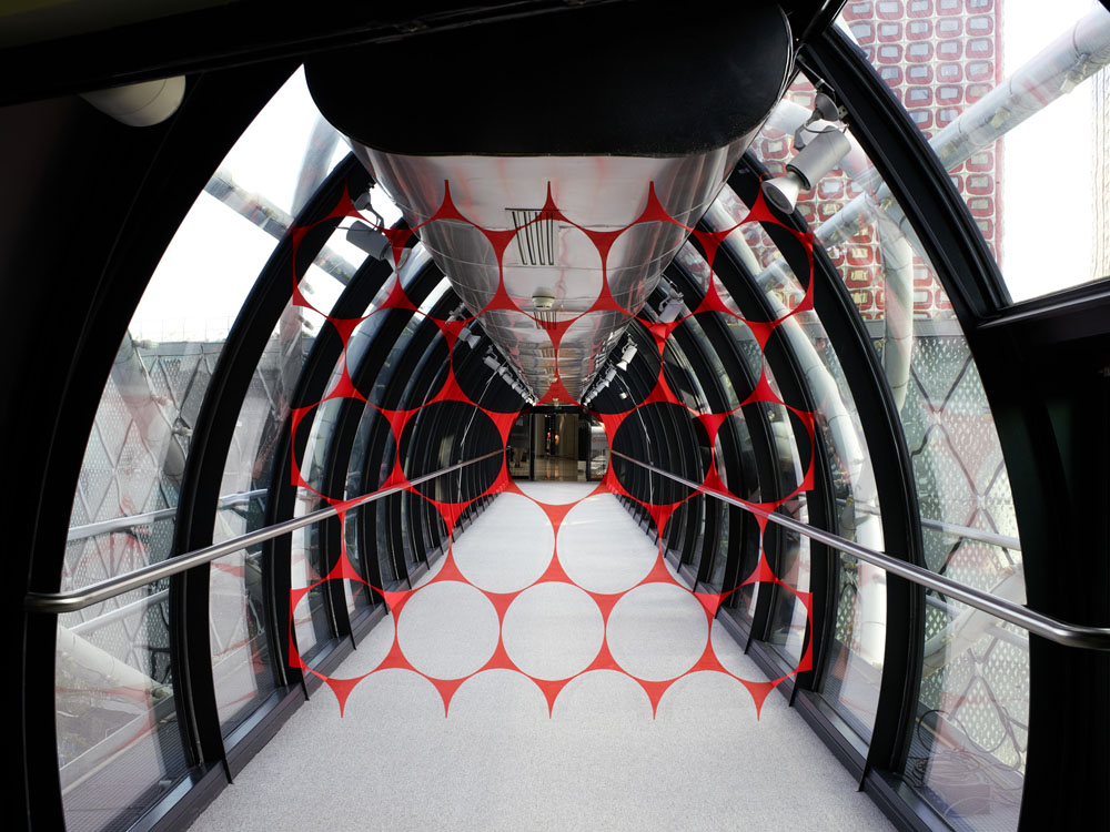 Vingt-trois disques évidés plus douze moitiés et quatre quarts, Exposition: "Panoramas" Centre Beaugrenelle, Paris, 2017, Paris 2017