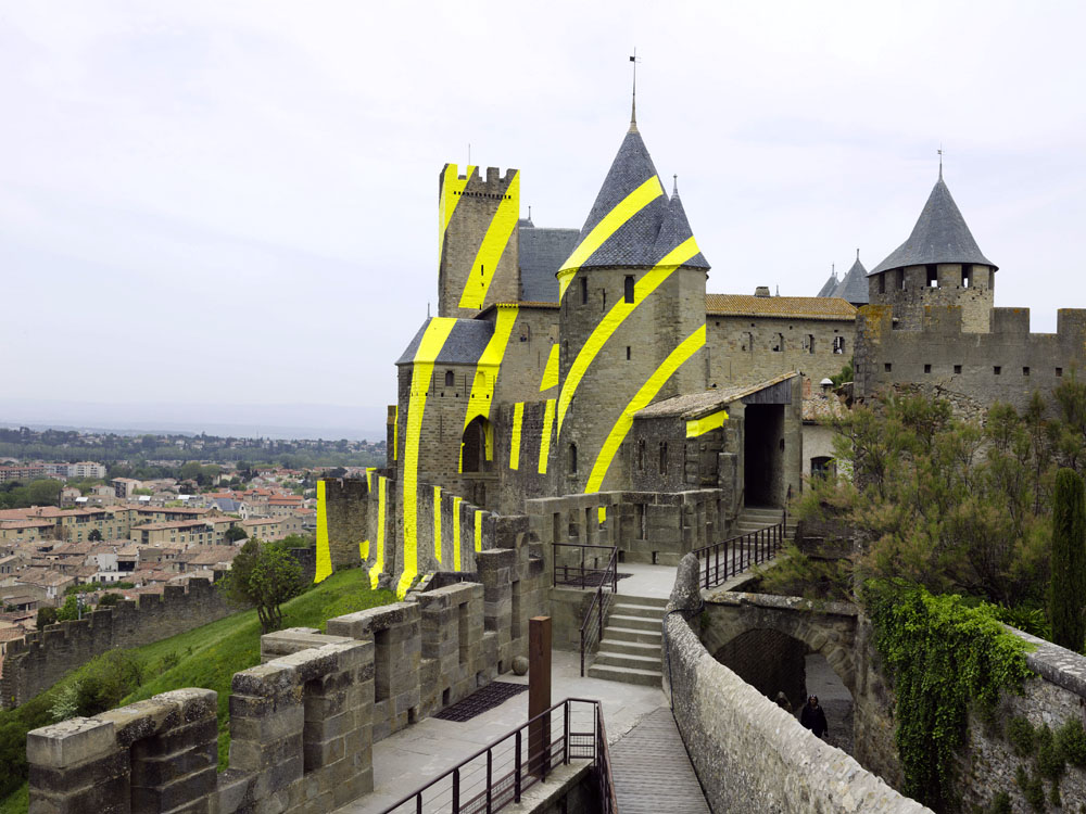 Cercles concentriques excentriques, Château et remparts de la cité de Carcassonne,, Porte d'Aude., 2018, 7ème édition d'IN SITU Patrimoine et art contemporain
